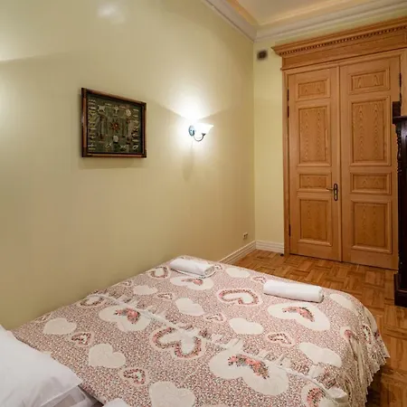 Old 2 Bedroom Vecpilsetas Street *