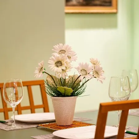 Old 2 Bedroom Vecpilsetas Street Riga