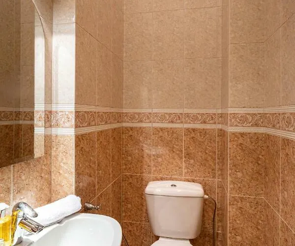 Old 2 Bedroom Vecpilsetas Street Apartment *