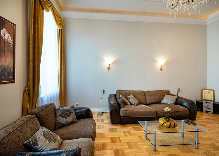 Old 2 Bedroom Vecpilsetas Street Apartment