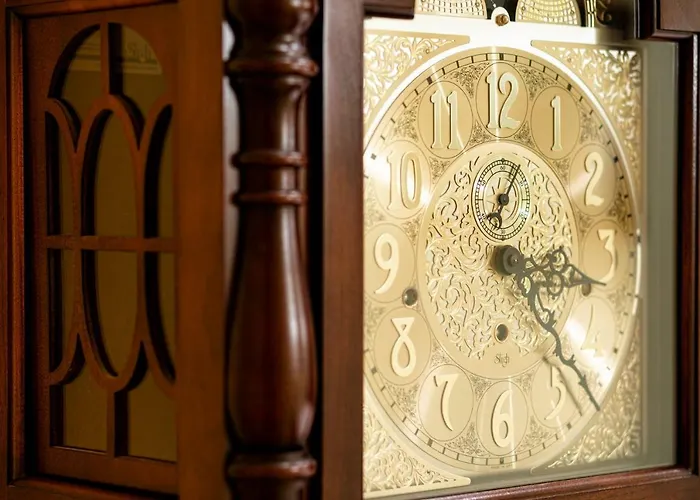 Old 2 Bedroom Vecpilsetas Street Apartment